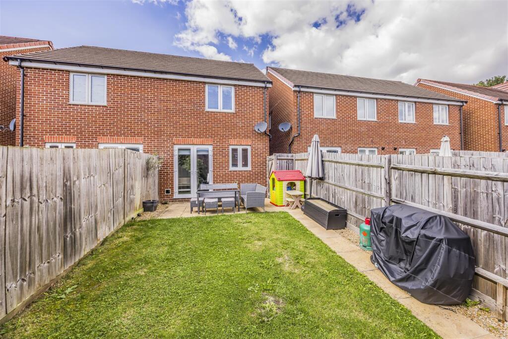 10 Taylor Close, Purbrook-PorticoMarketing-SoldBy-