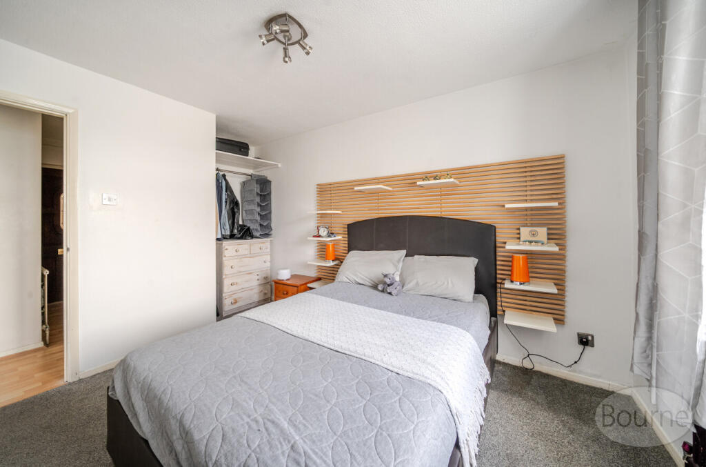 b91b4f28-05b8-4c5...