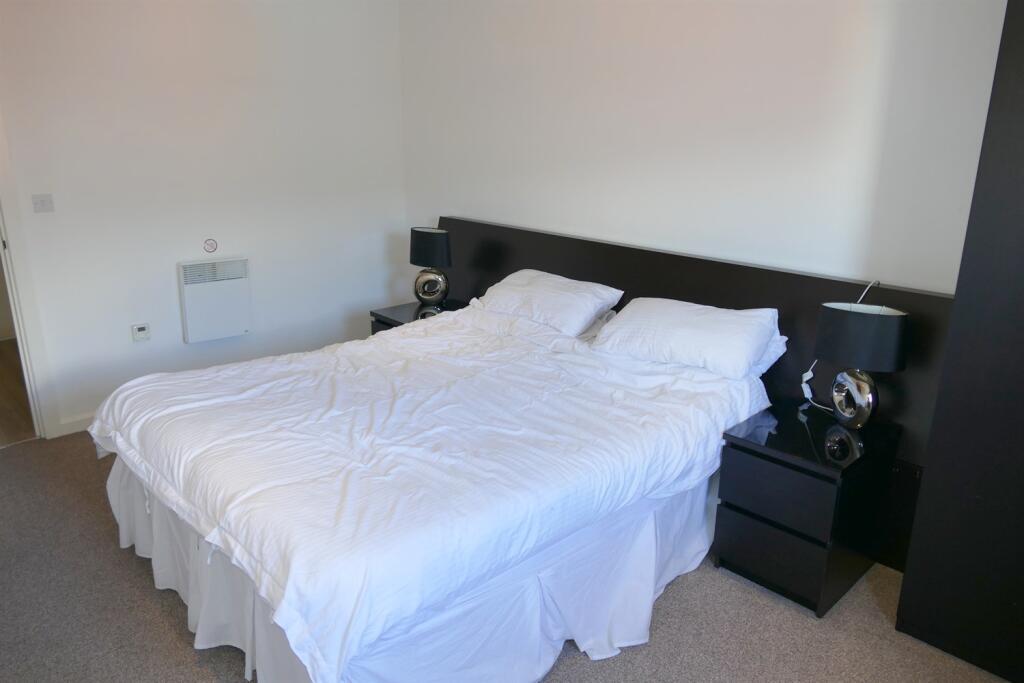 Bedroom+1