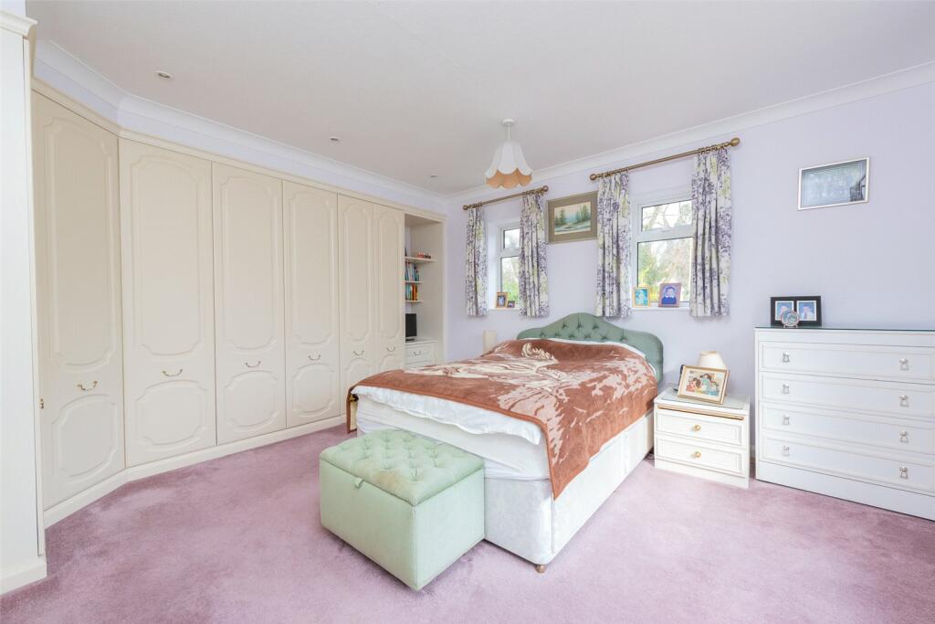 Main Bedroom
