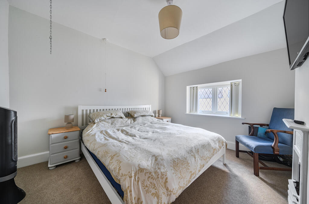 1383937-27-691f3e...