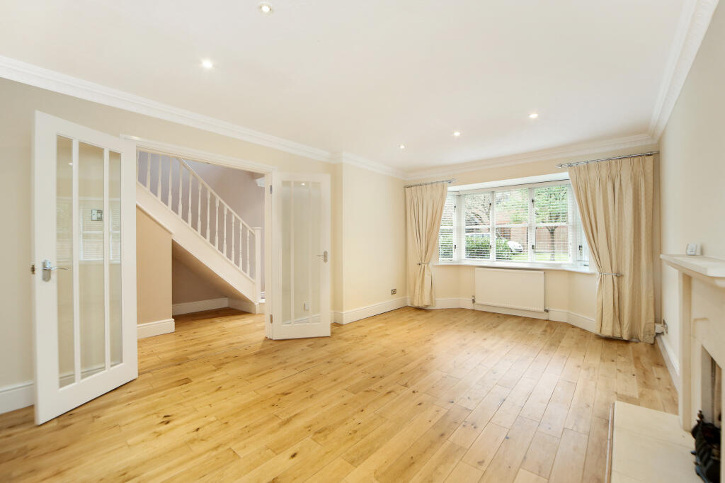 Ph24_1050091_2_edite