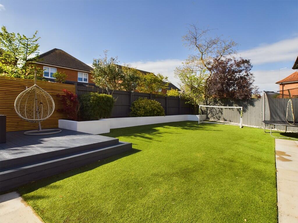 CAM02854G0-PR0144...