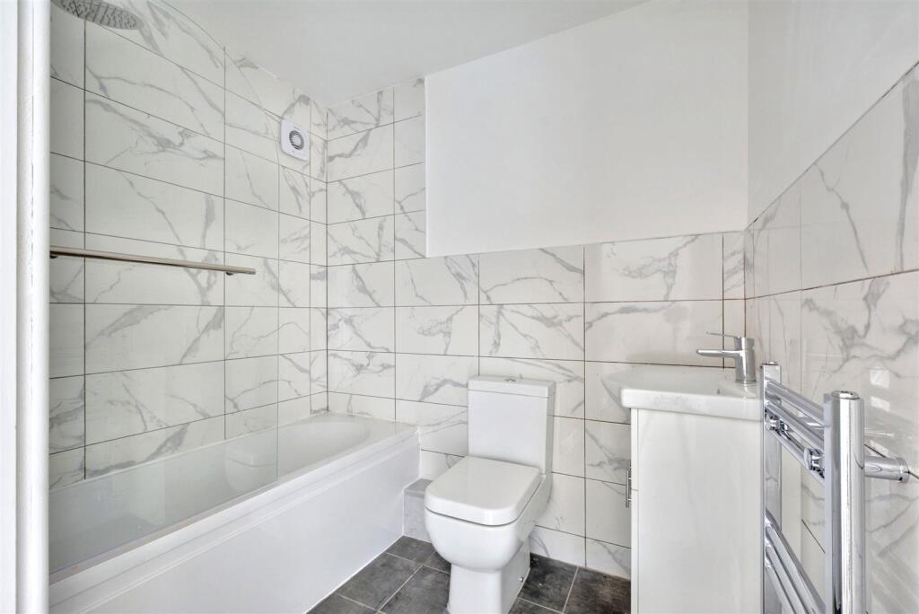 Bathroom.jpeg