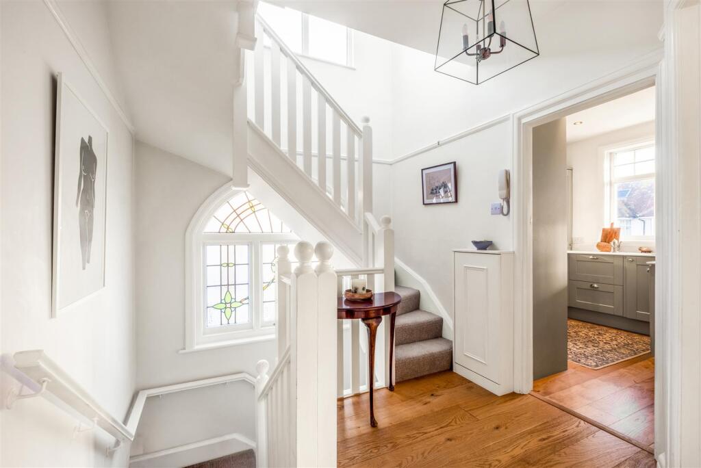 48 Braemore Road_16.jpg