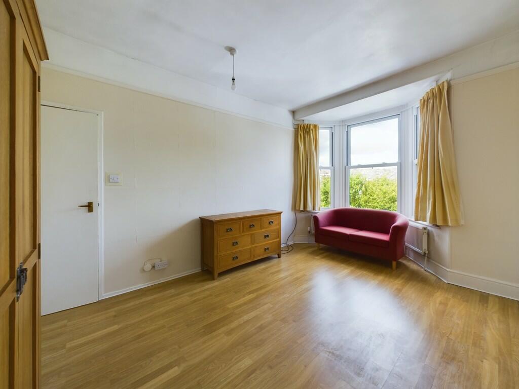 CAM03974G0-PR0024...