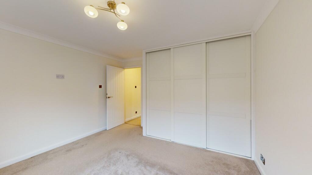 10-Peterhouse-Drive-12092024_204729