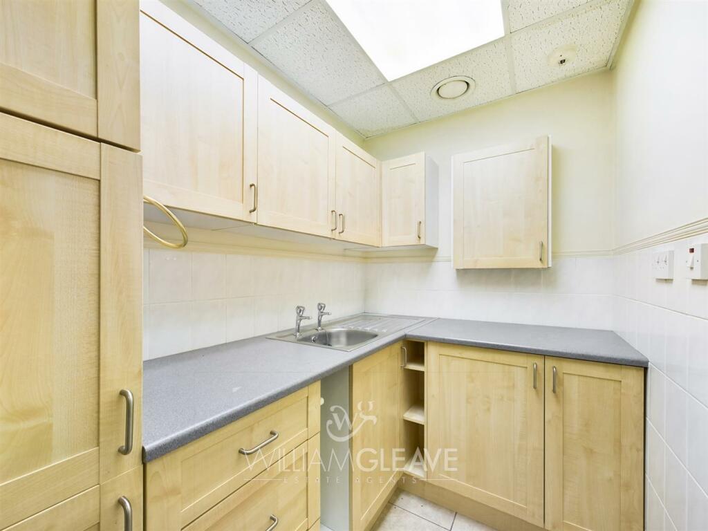 CAM01391G0-PR0081-ST