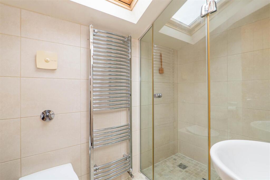 Master Bedroom Ensuite