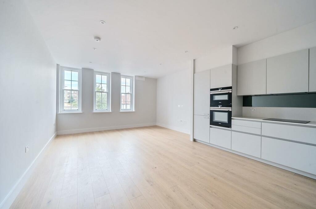 Davidson Frost-Wellings, DFW, Finchley Road, Londo