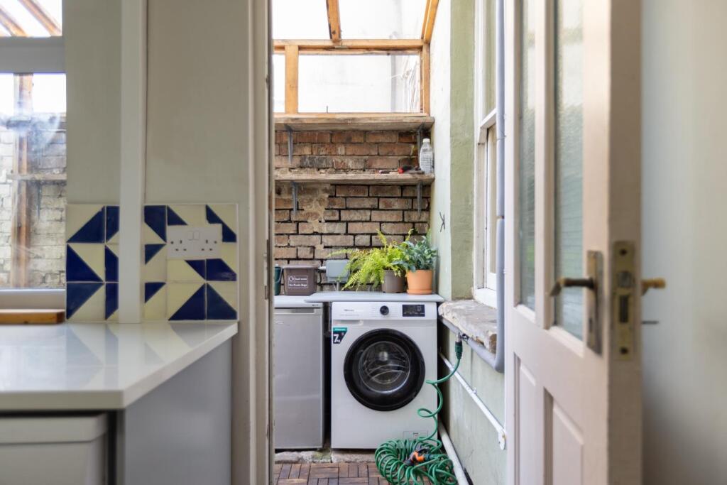 43 Anstey Street-31.jpg