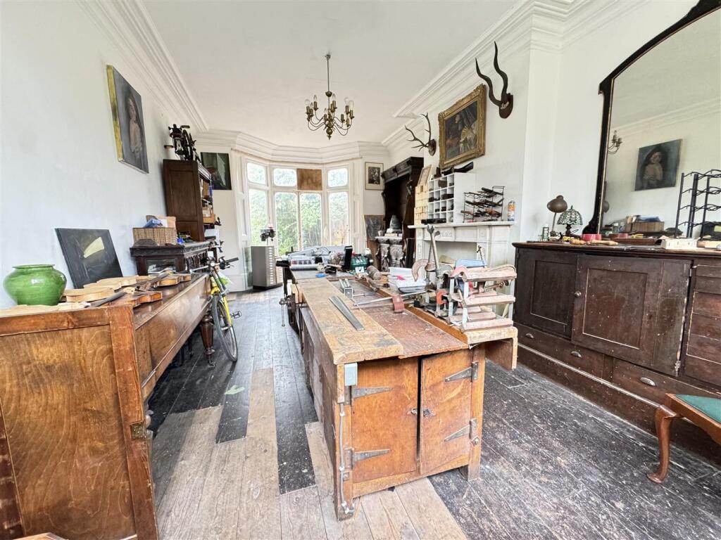 IMG_0873 (Large).JPG