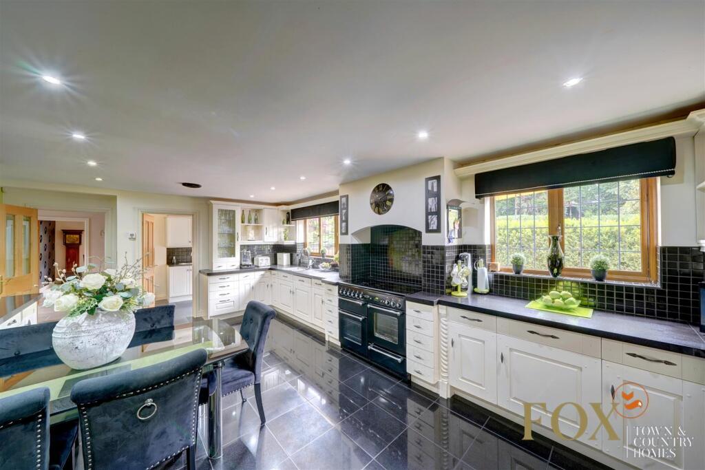 50 Malvern Rd (49).jpg