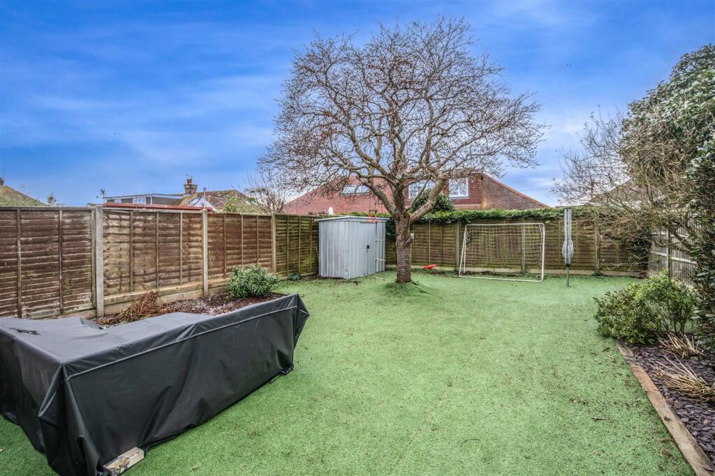 7 Leeward Road9.jpg