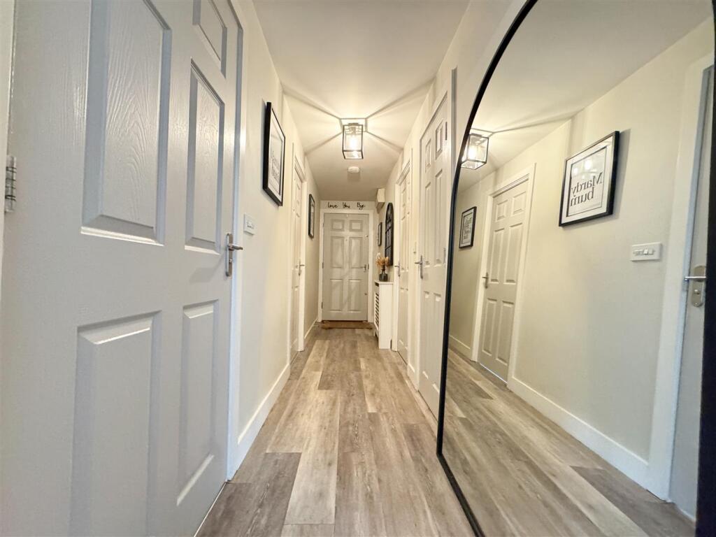 ENTRANCE HALLWAY