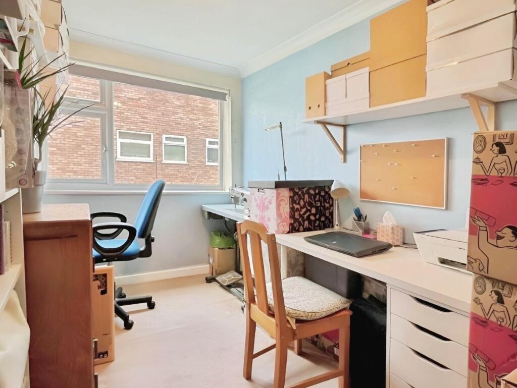 c62ee7d2-2nd 20Bedroom.jpg