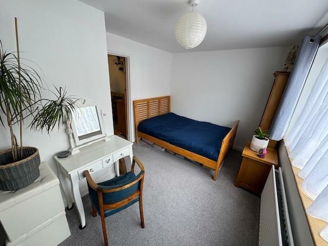 bedroom.jpg