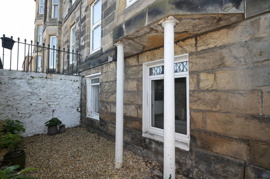 MFL8243443_128.jpg