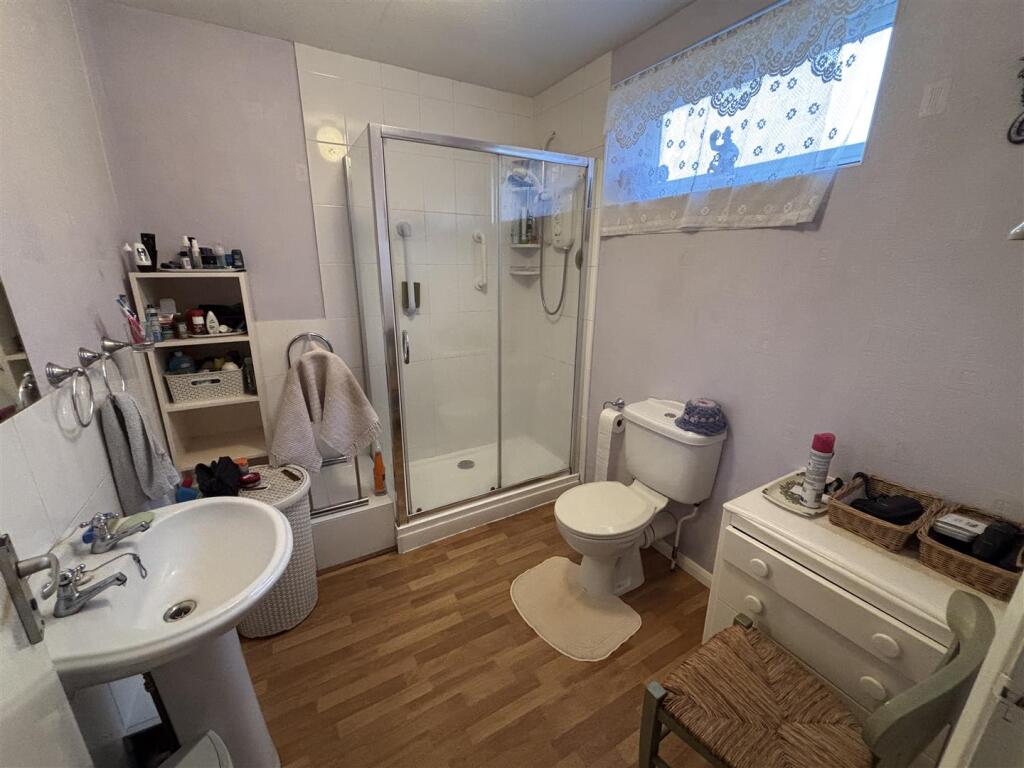 Ground Floor Shower Room