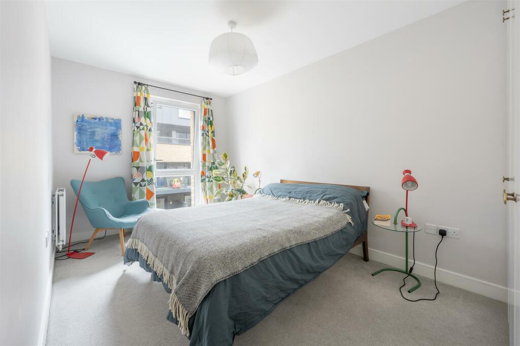 Hoffmans Road E17