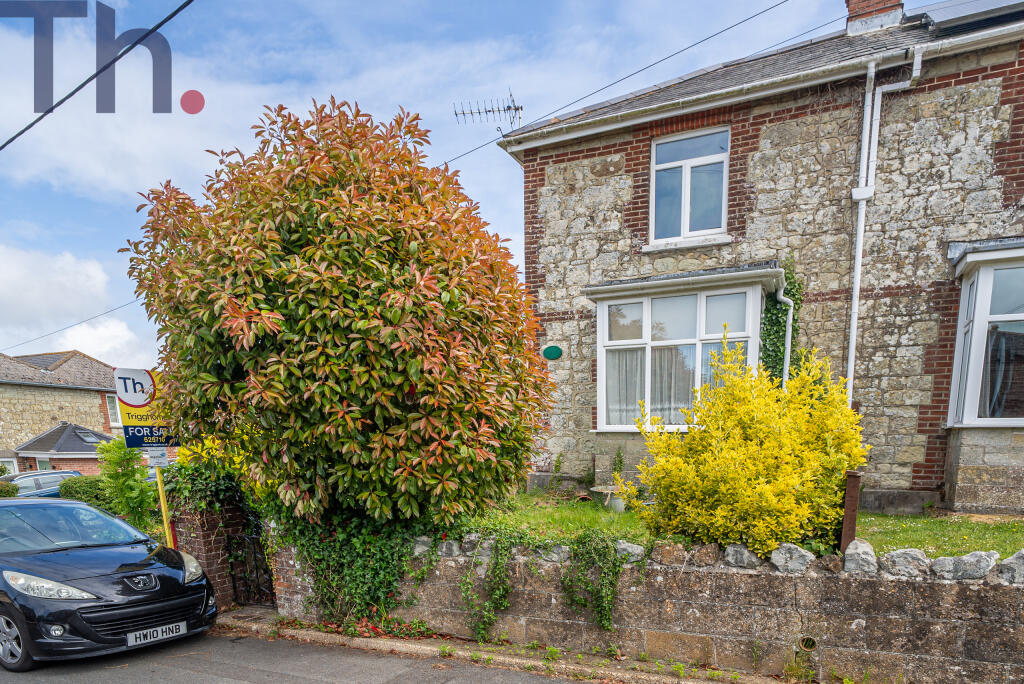 Front with Raised Garden