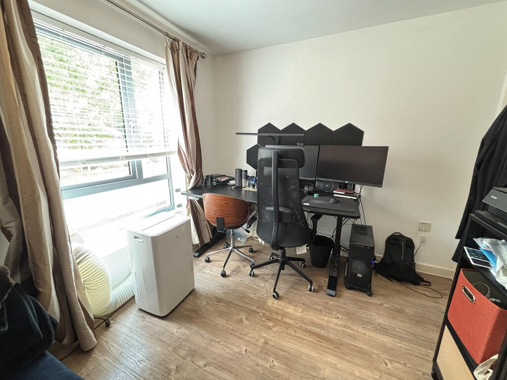 Second Bedroom (2...