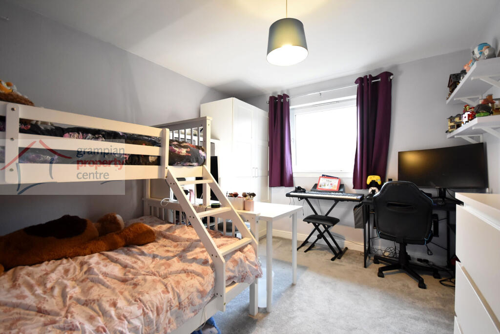 bed 2 .JPG