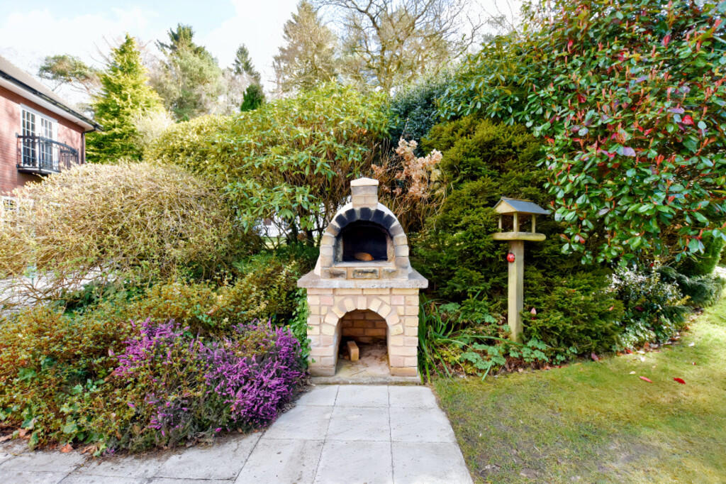 Pizza Oven