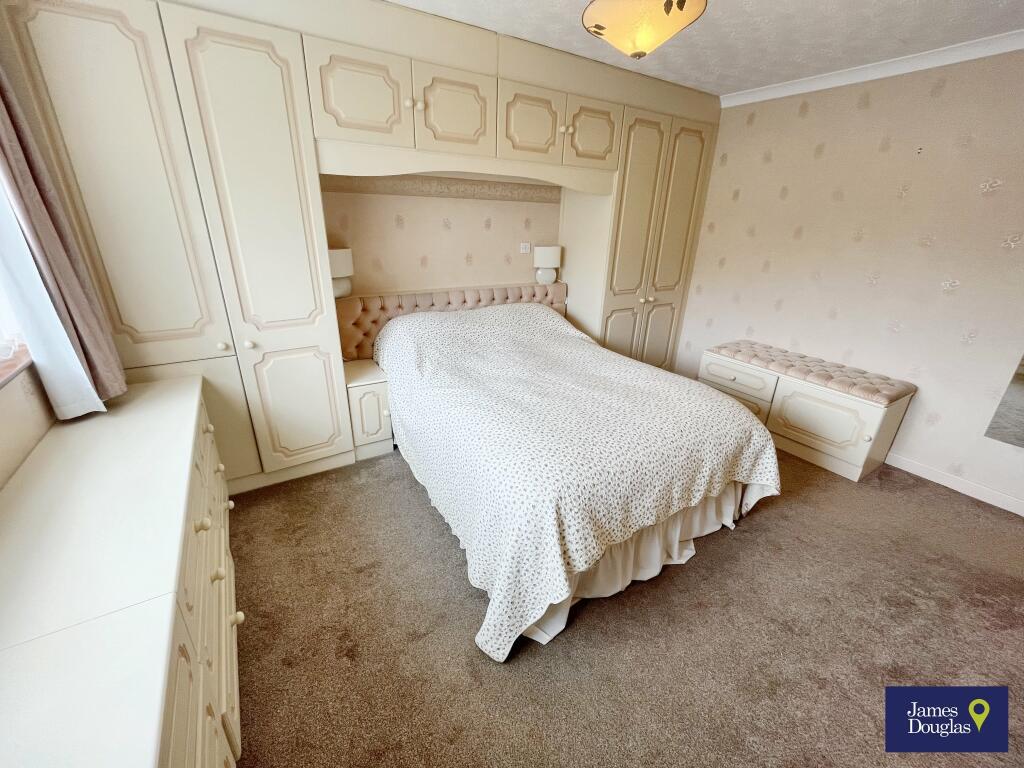 Bed12