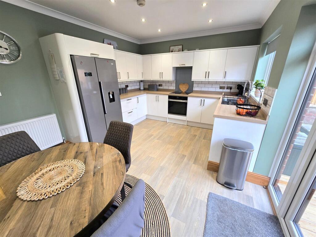 Kitchen Diner