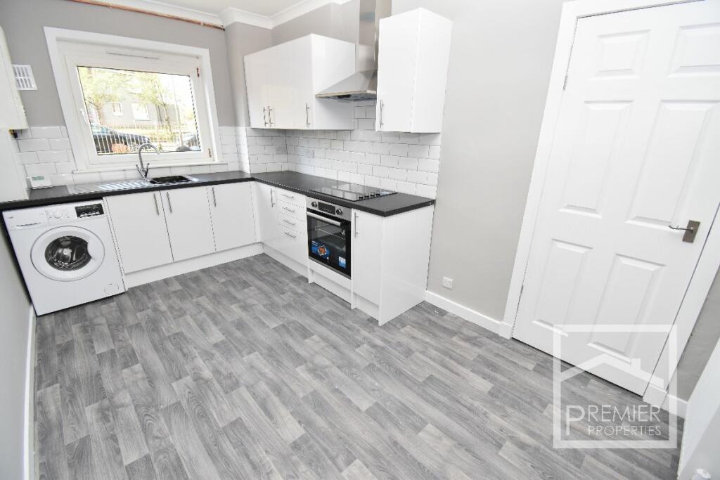 Kitchen/Dining Area