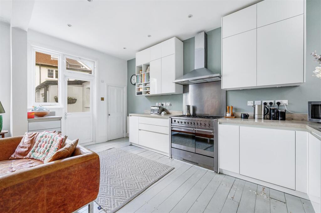 49 Grafton Road-7.jpg