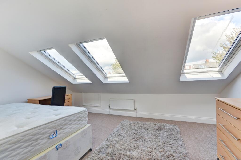 22 Freshfield Street Bedroom 6