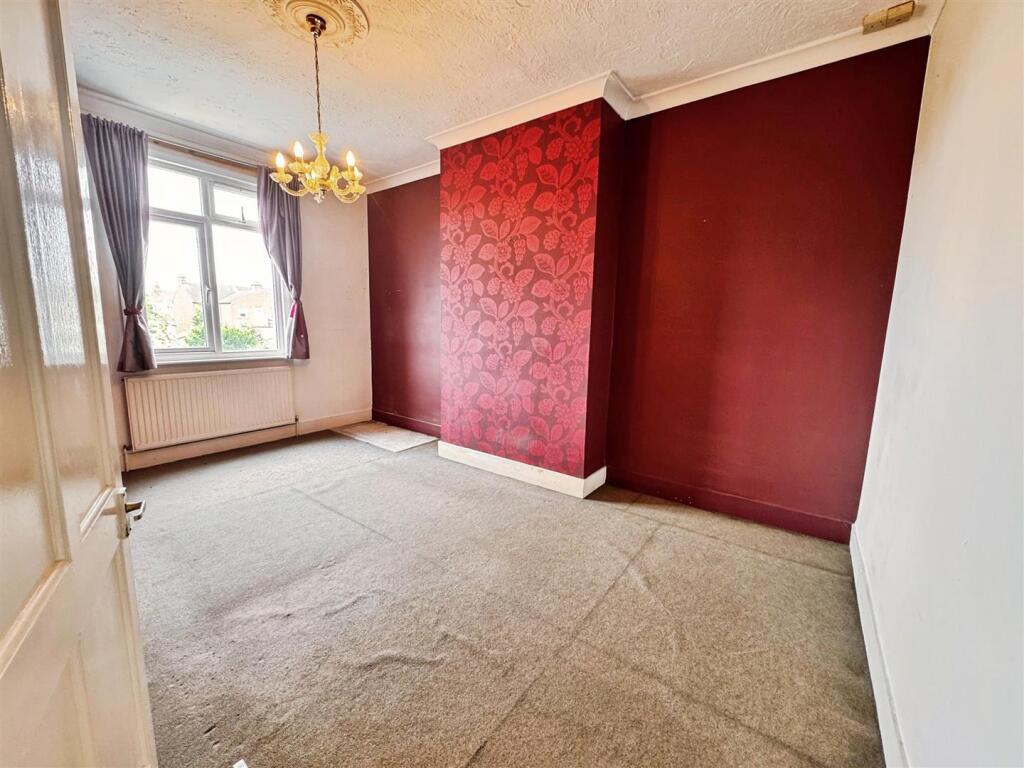 Bedroom.jpg