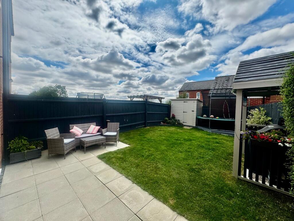 Patio &amp; Lawn