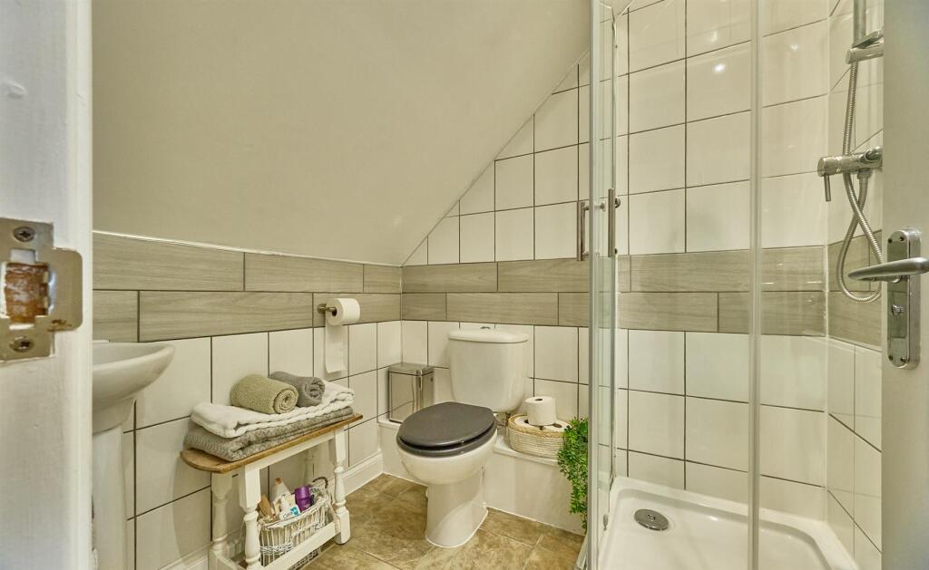 Ensuite Shower Room