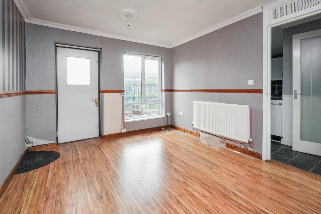 94 The Hove, Murdishaw, Runcorn, Cheshire, WA7 6EE