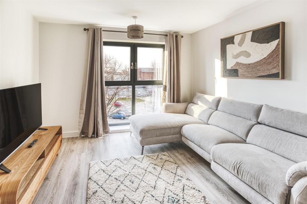 2025-03-19 17.34.32-3_HDR.jpg