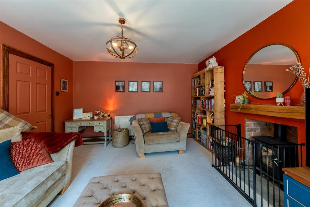 172 Swanlow Lane-024.jpg