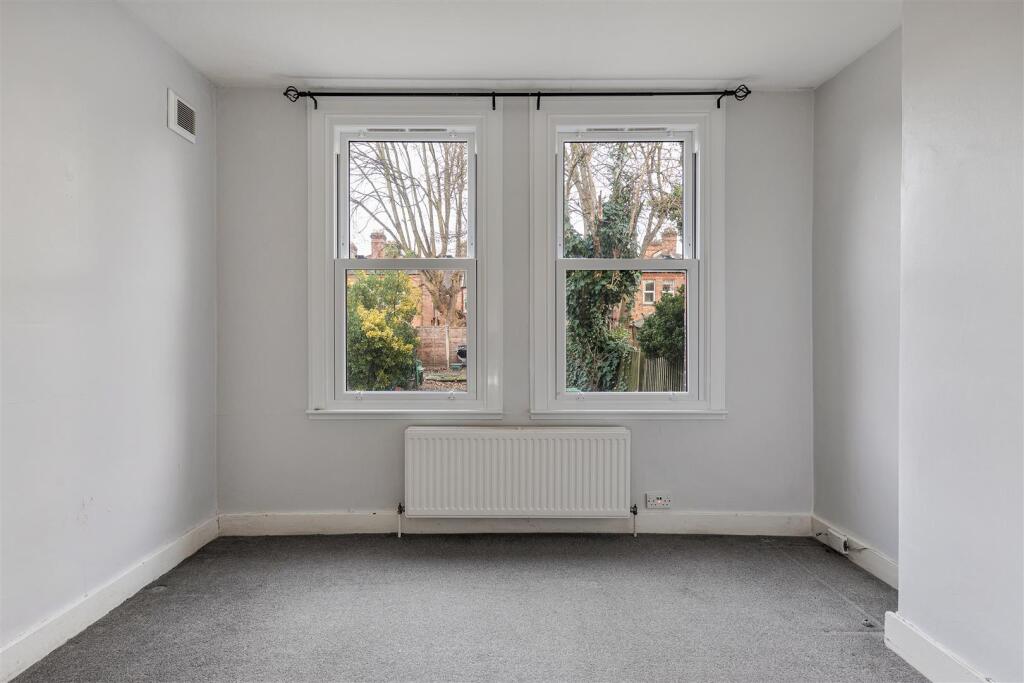 Diana Road E17