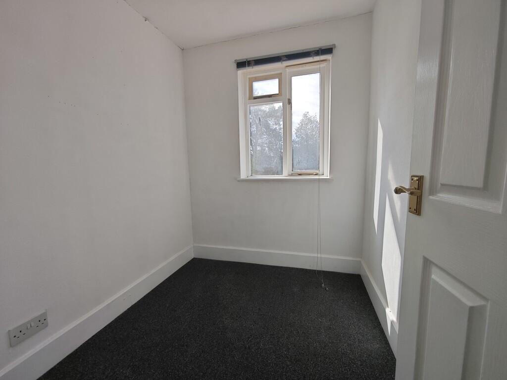 Bedroom 3 / Study