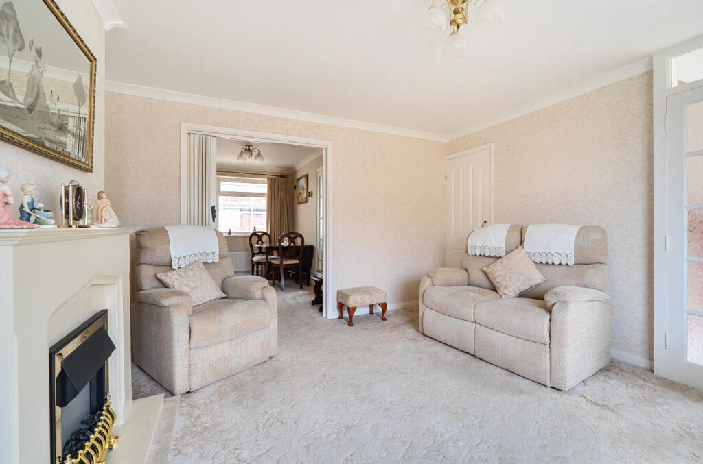 1336235-5-689a4a5...