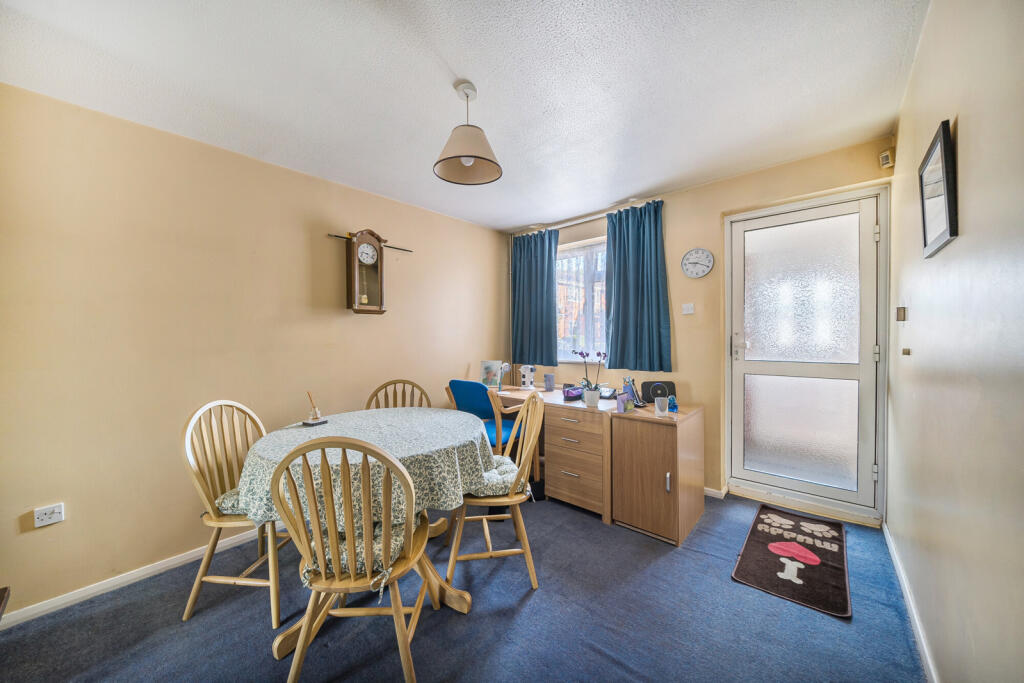 1358642-4-68d271d...