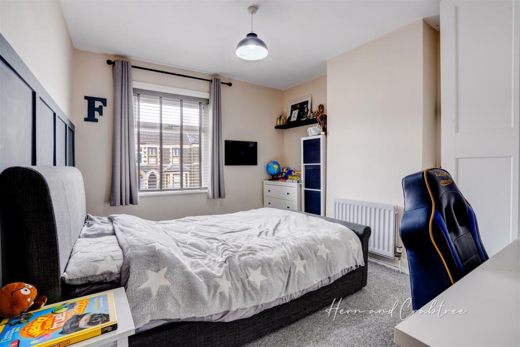 Pantbach Road, Heath, HernCrabtree (28).jpg