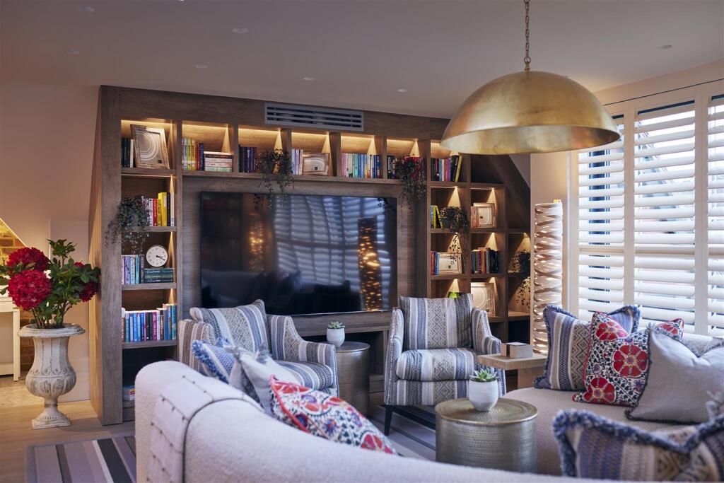 Rosie_Apartment_12_230112.jpg