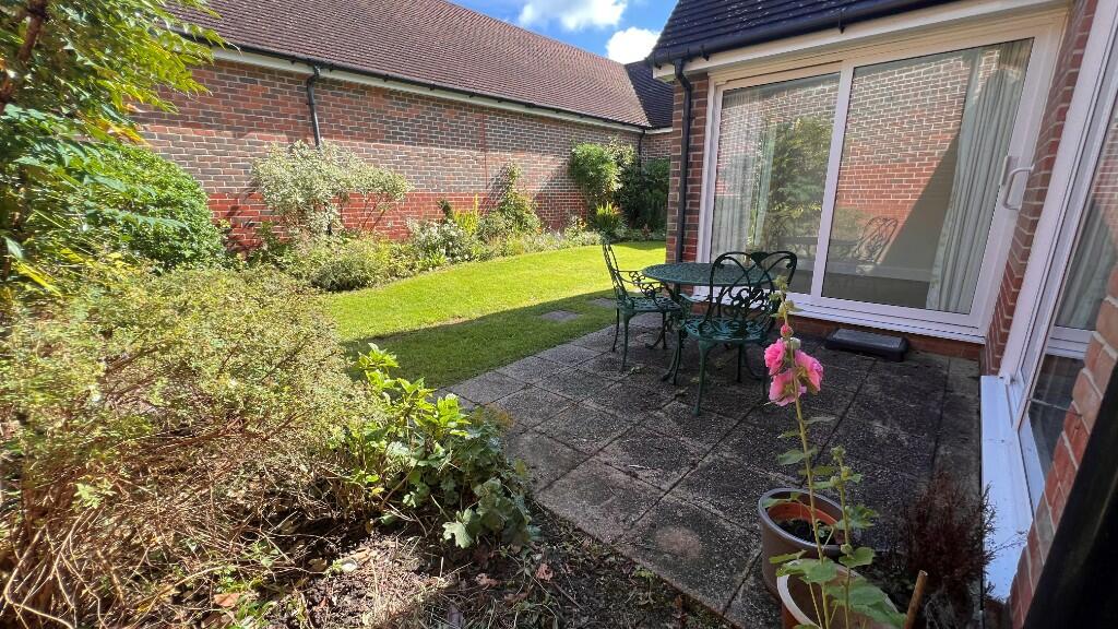 Hooke Court