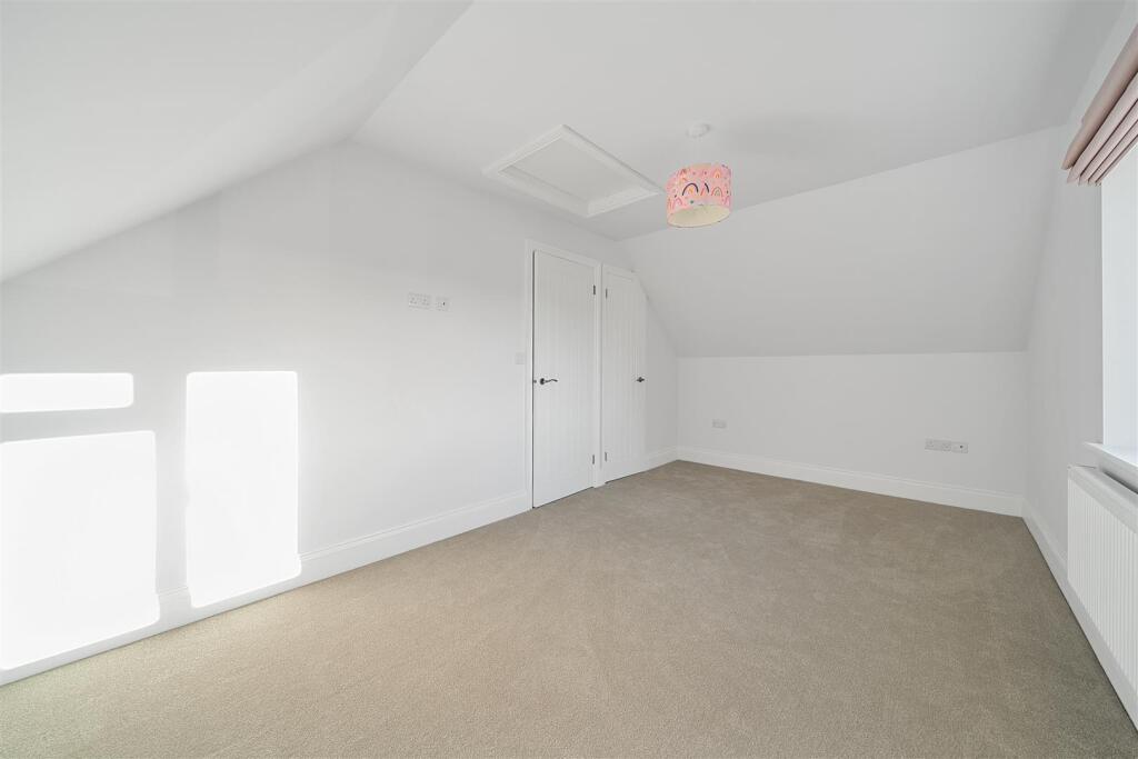 3a Plank Houses, Towcester