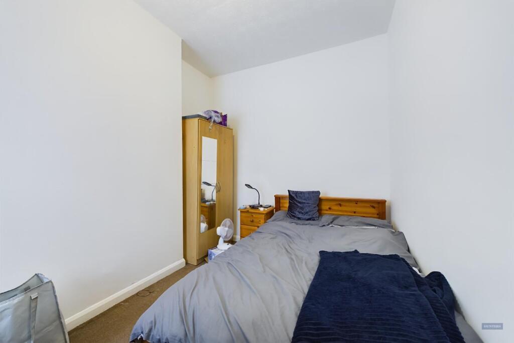 CAM01745G0-PR0038-STILL008.jpg