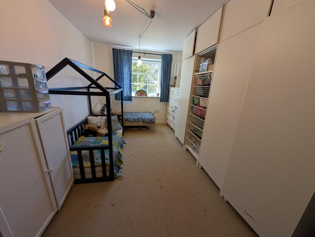 PXL_20251006_1002...