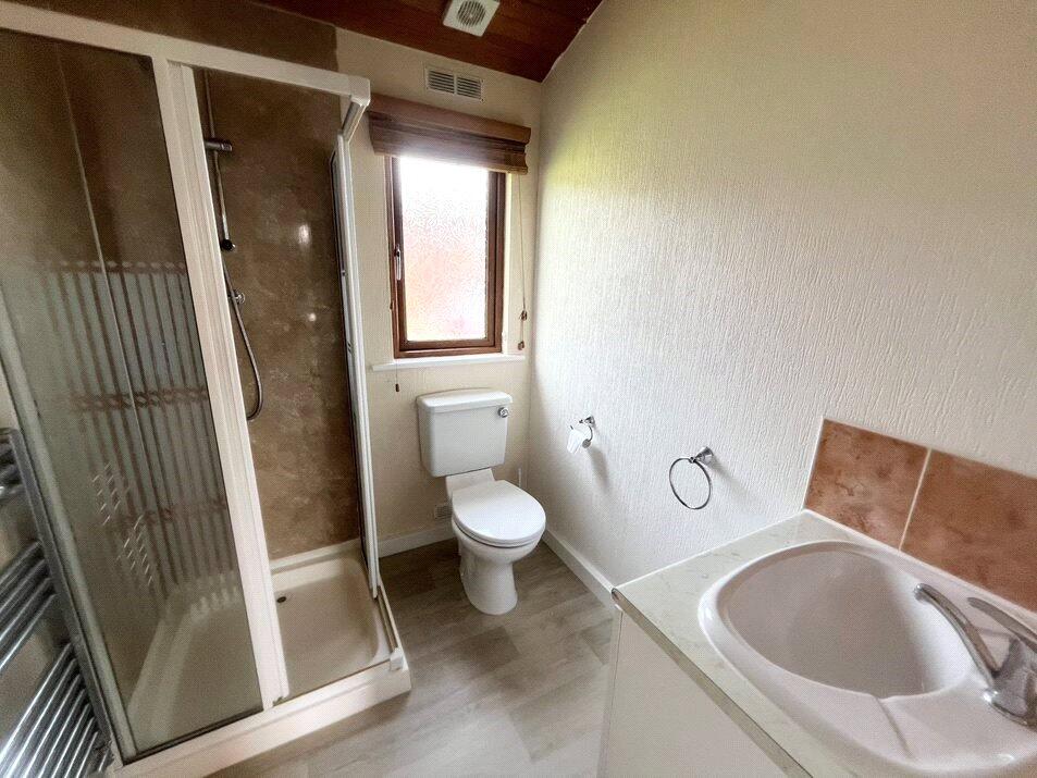 Shower/Cloakroom